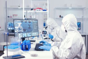 Vaccination covid-10 : laboratoire de recherche